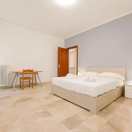 شقة Parco Delle Mura - Tra Centro E Stazione Treni فيرونا