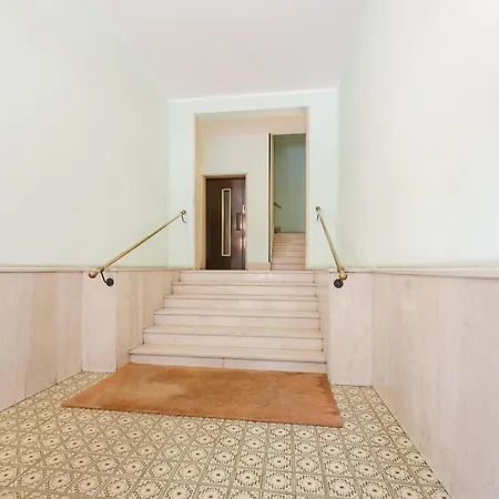 Parco Delle Mura - Tra Centro E Stazione Treni * فيرونا